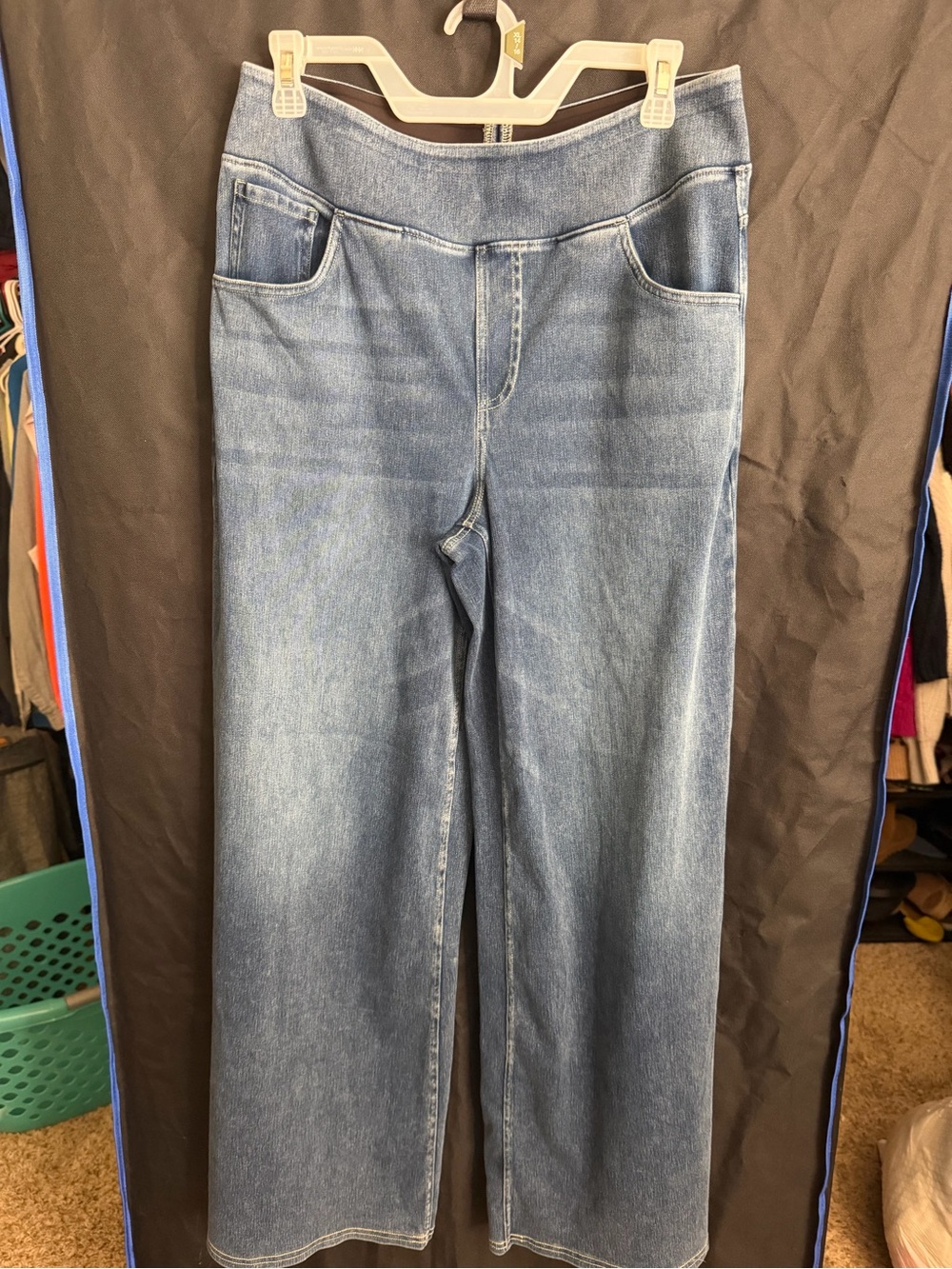 4 Pairs HALARA Wide-Leg Women's Jeans - Picture 10 of 12